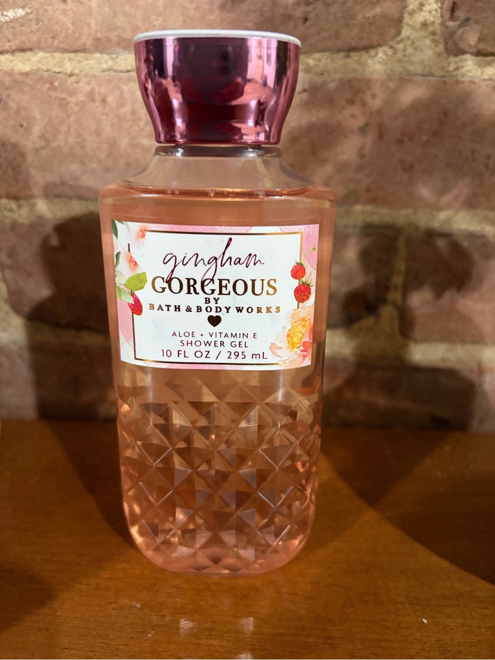 Bath & Body Works Gingham Gorgeous Shower Gel - NEW 10 oz